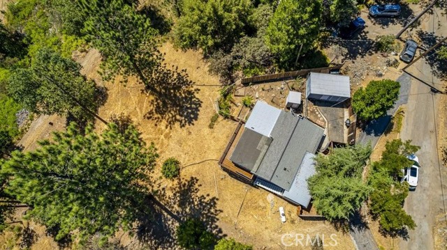 35853 Sierra Linda Drive, Wishon CA: https://media.crmls.org/medias/6584c4b1-a4b5-4a21-9e23-d04c0b4e2e82.jpg