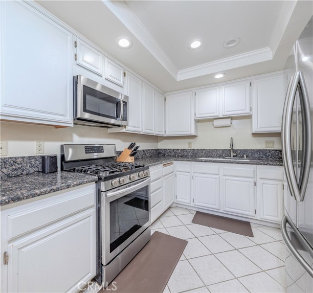 Detail Gallery Image 10 of 32 For 658 S Webster Ave #5,  Anaheim,  CA 92804 - 2 Beds | 1/1 Baths