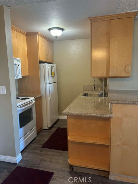 Detail Gallery Image 22 of 33 For 21800 Schoenborn St #217,  Canoga Park,  CA 91304 - 1 Beds | 1 Baths