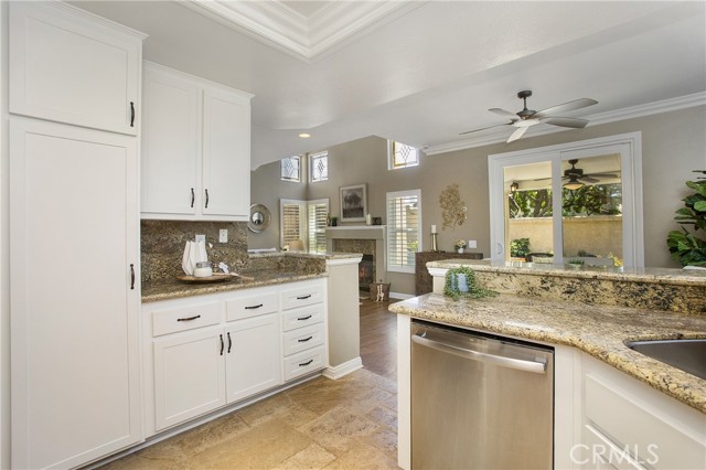 6 Colibri, Rancho Santa Margarita CA: https://media.crmls.org/medias/6585b2d3-c81d-4980-bd08-78aea8f9612a.jpg