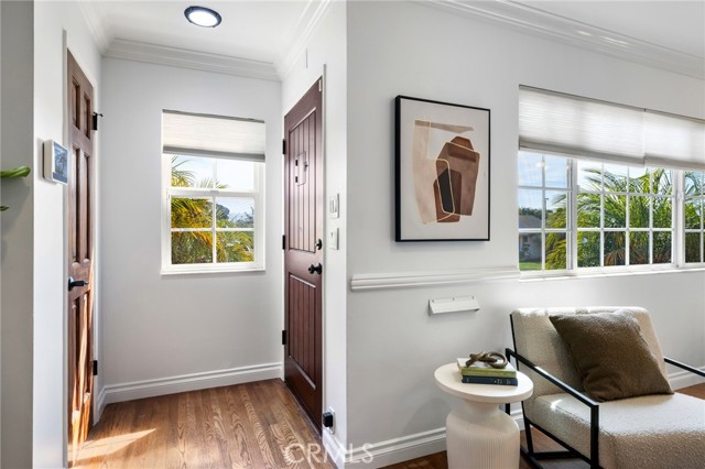 Detail Gallery Image 4 of 38 For 4757 Darien, Torrance,  CA 90503 - 4 Beds | 2 Baths