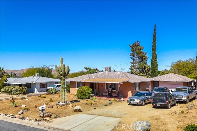 Detail Gallery Image 4 of 35 For 7565 Condalia Ave, Yucca Valley,  CA 92284 - 2 Beds | 1 Baths