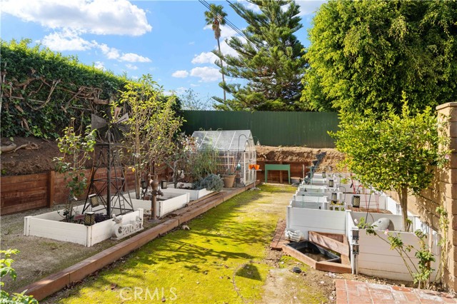 Detail Gallery Image 36 of 42 For 5981 Lakeview Ave, Yorba Linda,  CA 92886 - 4 Beds | 2/1 Baths