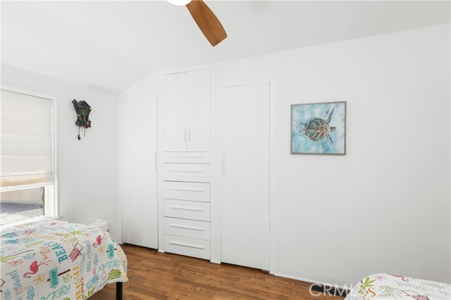 1029 Glenneyre Street, Laguna Beach CA: https://media.crmls.org/medias/65883d15-6c58-4677-9a68-7962f87c9891.jpg