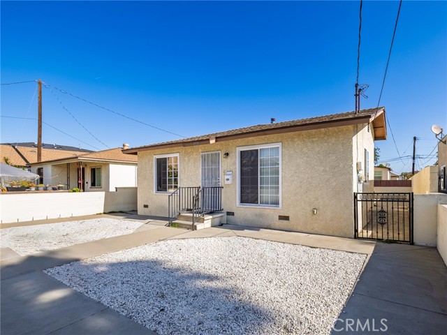 1735 257th Street, Lomita CA: https://media.crmls.org/medias/658840e3-5c0e-4d5c-9e27-bc382b759dab.jpg