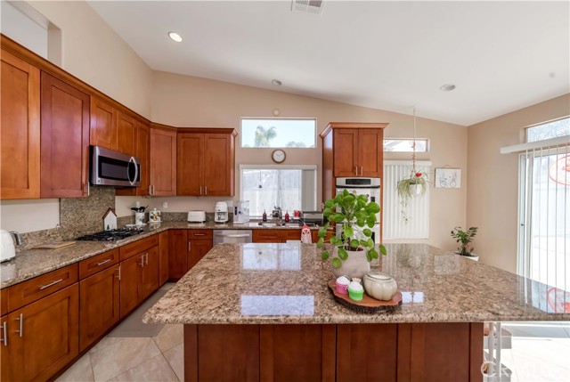 Detail Gallery Image 48 of 56 For 1552 Saran Ct, Oceanside,  CA 92056 - 4 Beds | 2 Baths