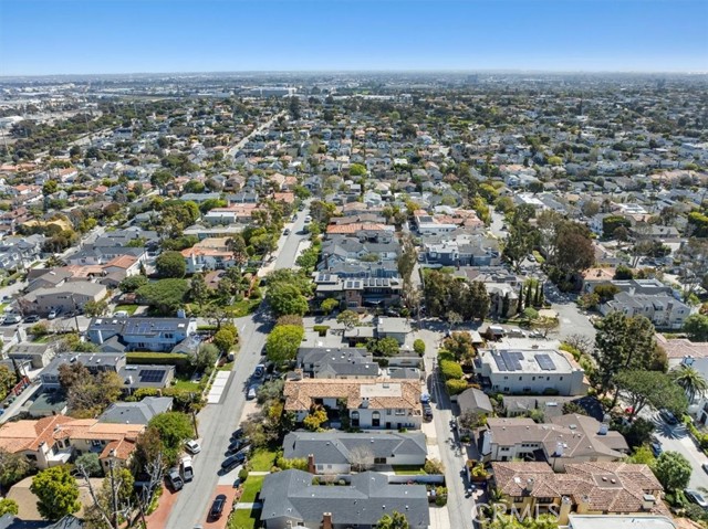 Detail Gallery Image 66 of 67 For 716 33rd St, Manhattan Beach,  CA 90266 - 4 Beds | 2 Baths