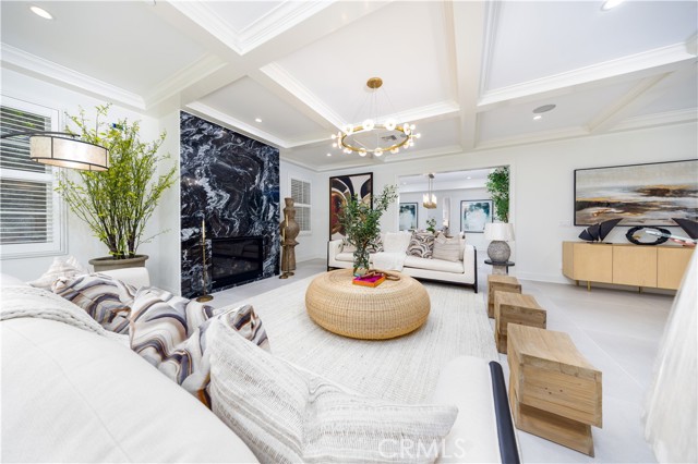 Detail Gallery Image 9 of 66 For 2015 Bella Vista Ave, Arcadia,  CA 91007 - 7 Beds | 8 Baths