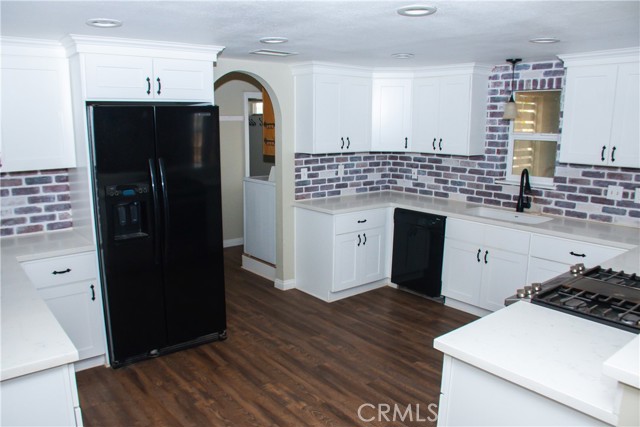 Detail Gallery Image 17 of 27 For 6591 Sundown Dr, Phelan,  CA 92371 - 3 Beds | 2 Baths