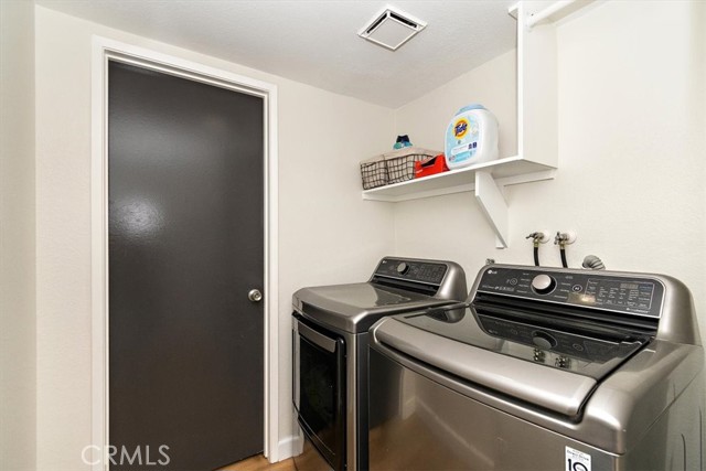 Detail Gallery Image 17 of 30 For 1187 W Cornell St, Rialto,  CA 92376 - 4 Beds | 2/1 Baths