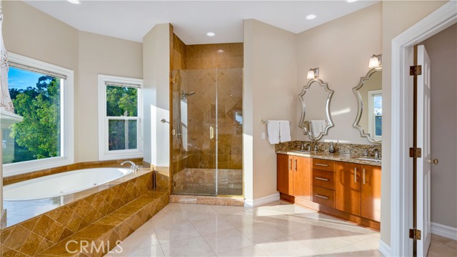 Detail Gallery Image 36 of 65 For 26051 Glen Canyon Dr, Laguna Hills,  CA 92653 - 5 Beds | 4/1 Baths