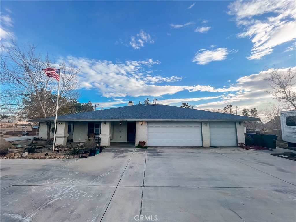 19255 Red Feather Road, Apple Valley, CA 92307
