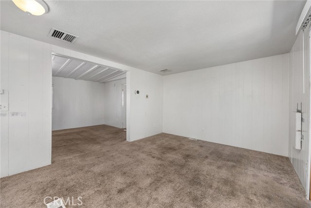 Detail Gallery Image 10 of 29 For 6601 Eucalyptus Dr #22,  Bakersfield,  CA 93306 - 3 Beds | 2 Baths