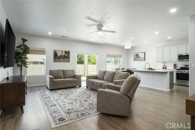 Image 4 of 31 For 775 Kimball Lane