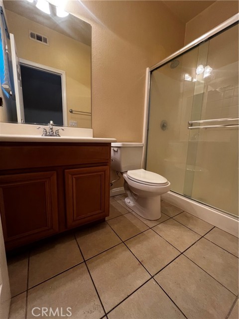 7090 Cottage Grove Drive, Eastvale CA: https://media.crmls.org/medias/658b5187-ed39-4982-aa75-746eaaeefb1f.jpg