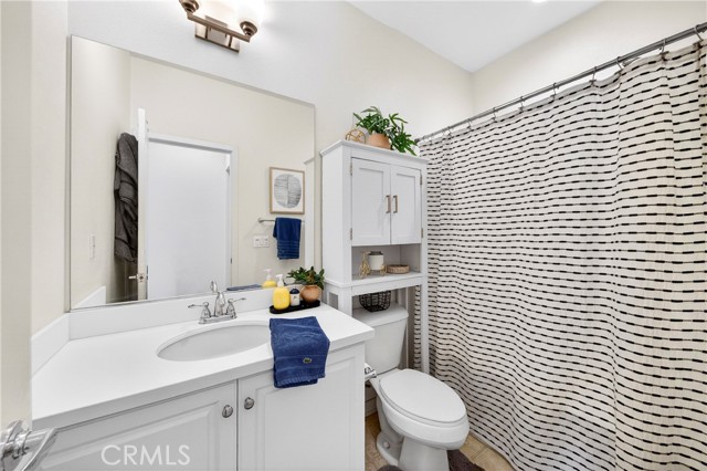 Detail Gallery Image 16 of 23 For 390 N Bellarose Way, Anaheim,  CA 92805 - 3 Beds | 2/1 Baths