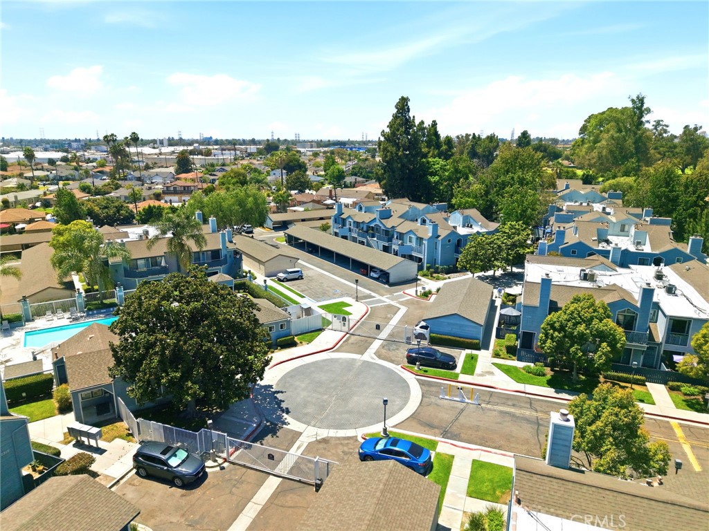 https://media.crmls.org/medias/658c0ae5-12cf-42a1-ae55-284aaee1b29b.jpg?preset=X-Large