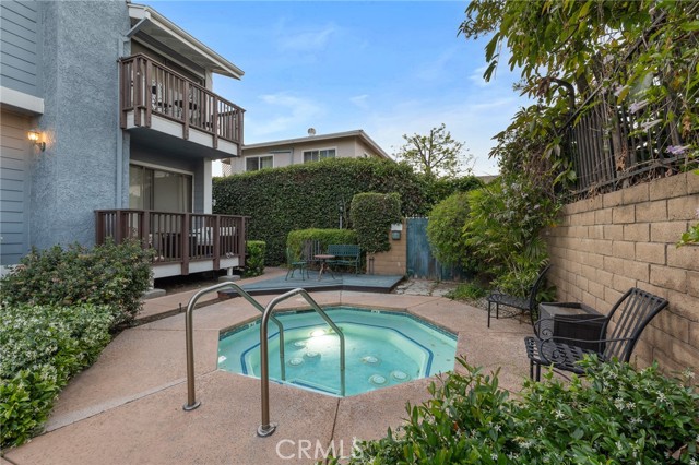 Detail Gallery Image 37 of 46 For 5100 Riverton Ave #14,  North Hollywood,  CA 91601 - 3 Beds | 2/1 Baths
