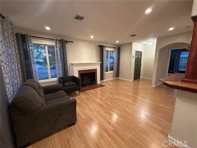 3648 Sepulveda Avenue, San Bernardino CA: https://media.crmls.org/medias/658c5c16-44fd-4c0d-9cee-1b36ed18b07c.jpg