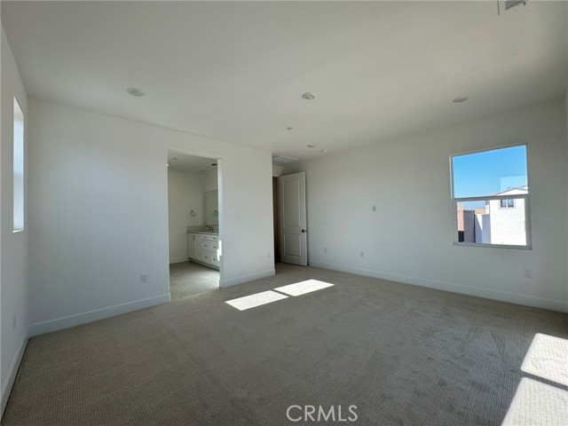 Detail Gallery Image 35 of 40 For 114 Seep, Irvine,  CA 92618 - 4 Beds | 4 Baths