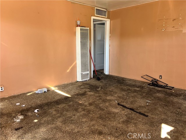 Detail Gallery Image 3 of 10 For 1151 Flora, Barstow,  CA 92311 - 2 Beds | 1 Baths