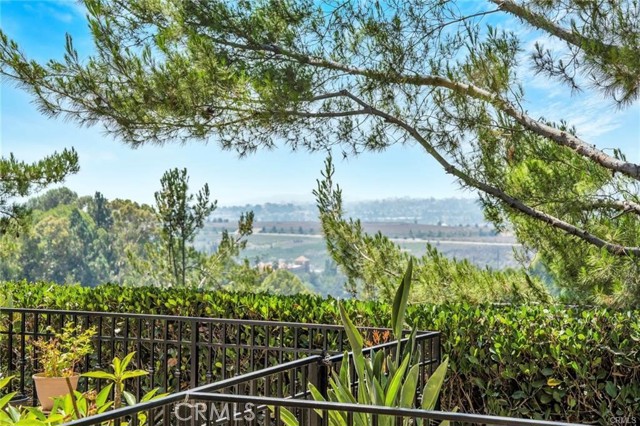 873 Terrace Lane W, Diamond Bar CA: https://media.crmls.org/medias/658fccdd-2bce-4381-9d39-41ddad868e74.jpg