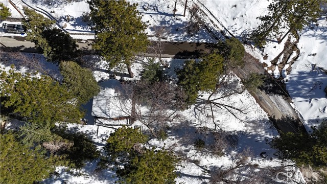 Detail Gallery Image 28 of 31 For 2484 Pine Dr, Running Springs,  CA 92382 - 2 Beds | 1 Baths