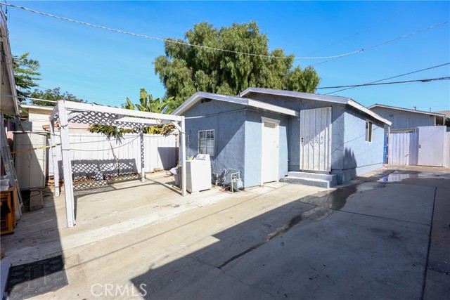 305 S Pardee Street, San Diego, California 92113, ,Residential Income,For Sale,305 S Pardee Street,CRMB24230805