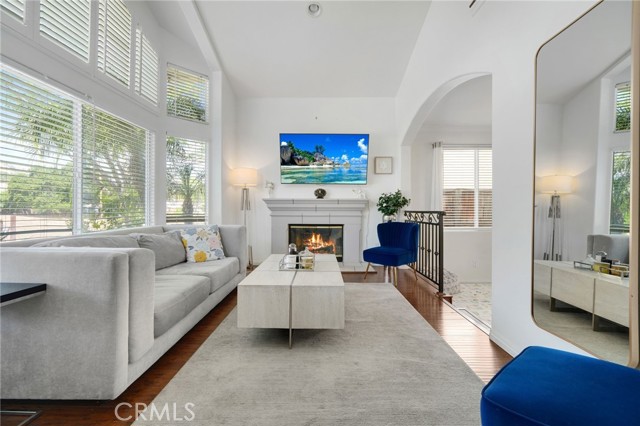 Detail Gallery Image 3 of 41 For 31344 Nichols Ln, Castaic,  CA 91384 - 4 Beds | 2/1 Baths