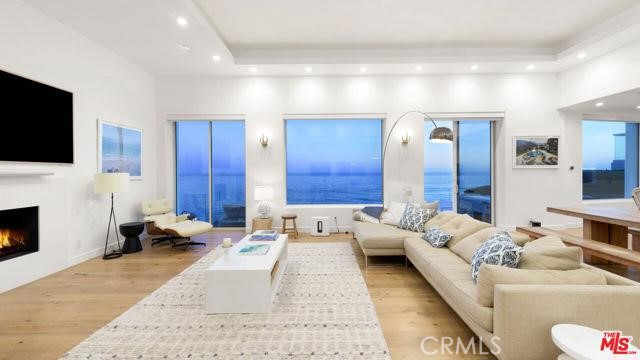 Detail Gallery Image 54 of 69 For 31654 Broad Beach Rd, Malibu,  CA 90265 - 4 Beds | 3/1 Baths