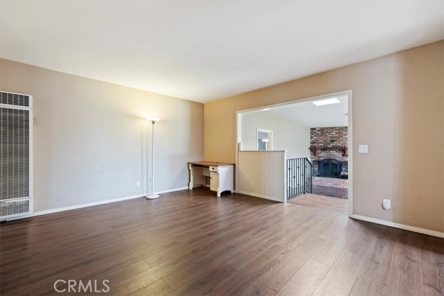 Detail Gallery Image 10 of 48 For 333 S Pampas, Rialto,  CA 92376 - 4 Beds | 2 Baths