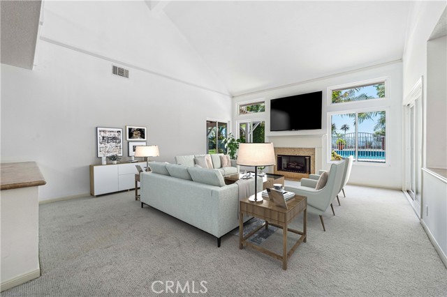 Detail Gallery Image 3 of 35 For 5206 Seneca Pl, Simi Valley,  CA 93063 - 4 Beds | 3 Baths