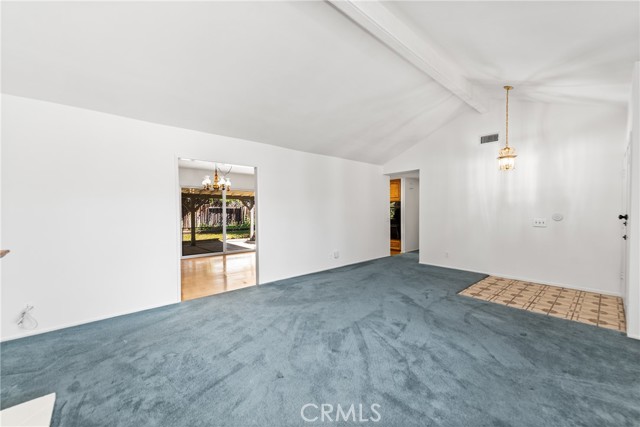 3135 Starling Avenue photo 7