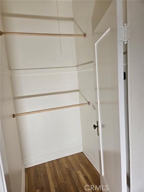 Detail Gallery Image 20 of 27 For 1731 Winona, Hollywood,  CA 90027 - 2 Beds | 1 Baths