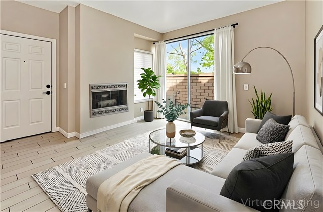 Front Image Thumbnail for CROC26034965