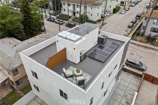 201 S Westlake Ave Unit #203, Los Angeles CA: https://media.crmls.org/medias/65936dc2-17f0-4900-a706-7304a2e1040c.jpg