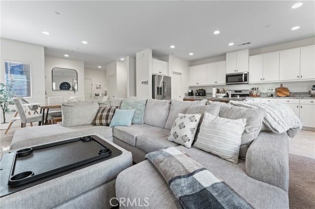 Detail Gallery Image 23 of 38 For 12704 Ironstone, Moreno Valley,  CA 92555 - 4 Beds | 2/1 Baths