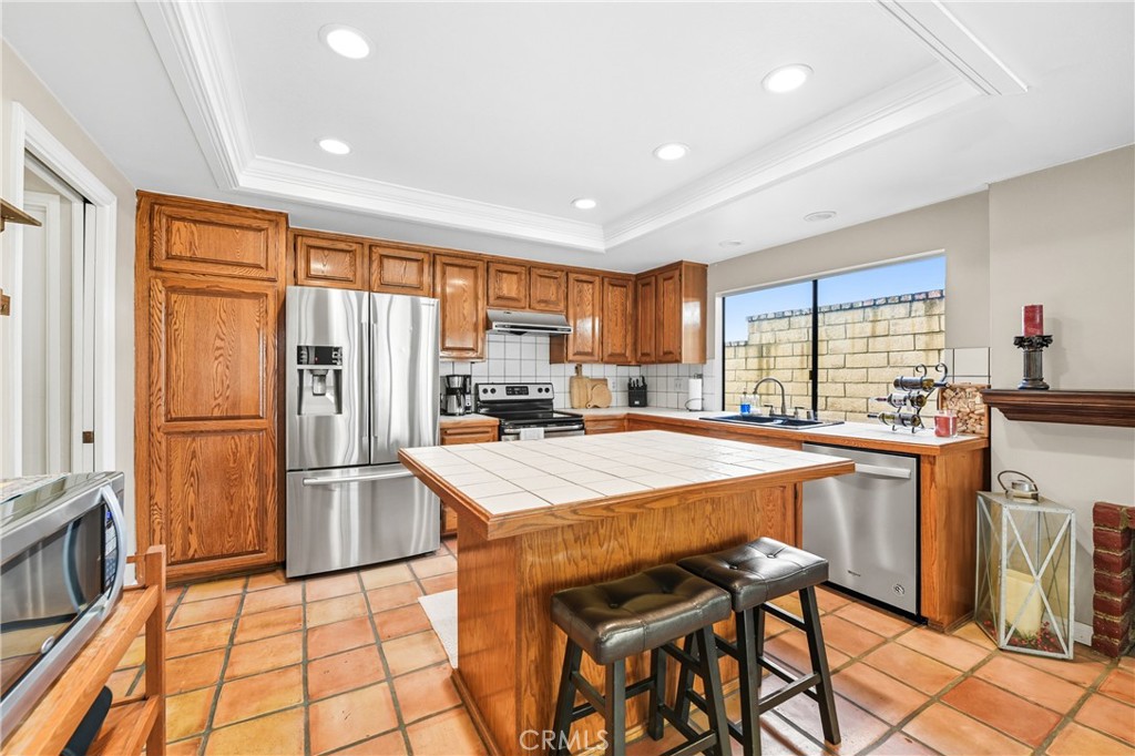 65941e6d D87a 4864 Accb 6bc768ae8af3