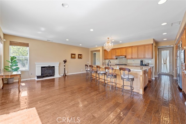 Detail Gallery Image 19 of 41 For 24274 Palo Verde Dr, Valencia,  CA 91354 - 5 Beds | 4/1 Baths
