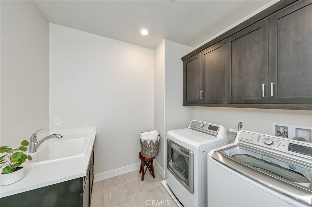 MLS #OC25221565 image #48