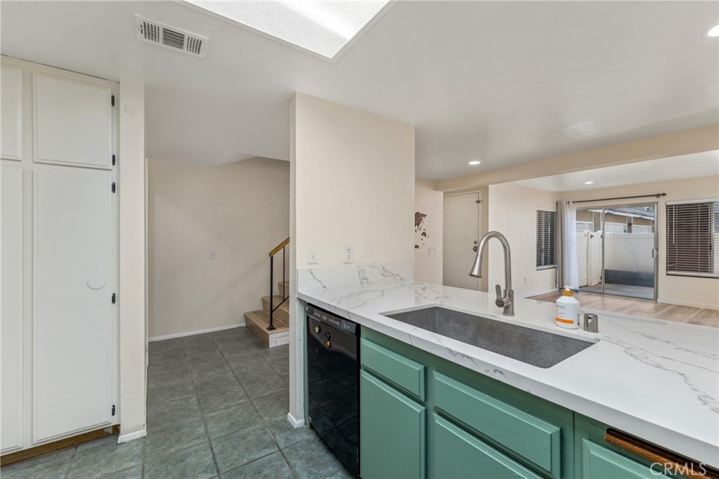 65989674 Def1 4Fbd 8Dcf 3D2427E3D41E 2321 S Magnolia Avenue #6E, Ontario, Ca 91762 &Lt;Span Style='BackgroundColor:transparent;Padding:0Px;'&Gt; &Lt;Small&Gt; &Lt;I&Gt; &Lt;/I&Gt; &Lt;/Small&Gt;&Lt;/Span&Gt;