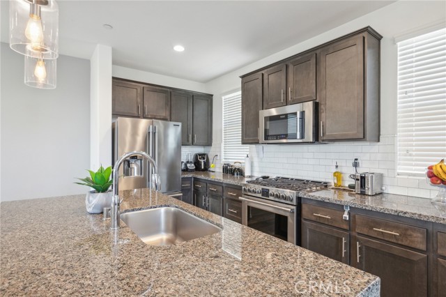 Detail Gallery Image 20 of 68 For 3935 Iron Mountain Cir, Jurupa Valley,  CA 92509 - 3 Beds | 2/2 Baths