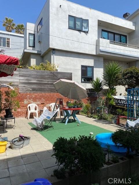 214 El Porto Street, Manhattan Beach, California 90266, 1 Bedroom Bedrooms, ,1 BathroomBathrooms,Residential,Sold,El Porto,SB22084289