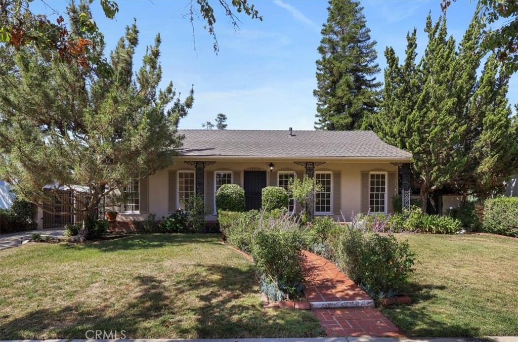 13510 Valleyheart Drive N