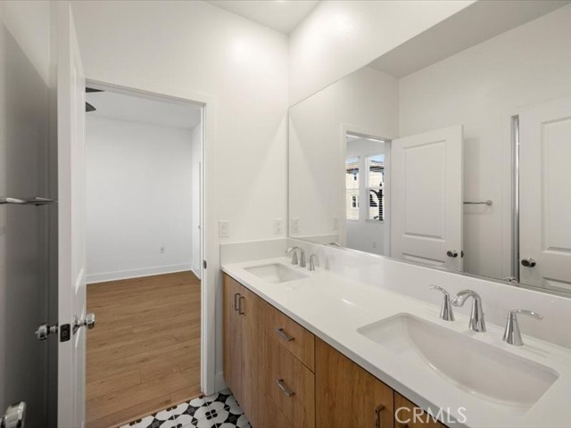 Detail Gallery Image 24 of 58 For 1720 Park St #10,  Anaheim,  CA 92805 - 4 Beds | 3/1 Baths