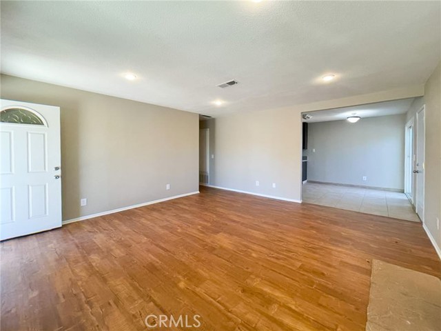 40205 162nd E Street, Palmdale CA: https://media.crmls.org/medias/659ff291-037d-4a7e-919c-9591fe93f002.jpg