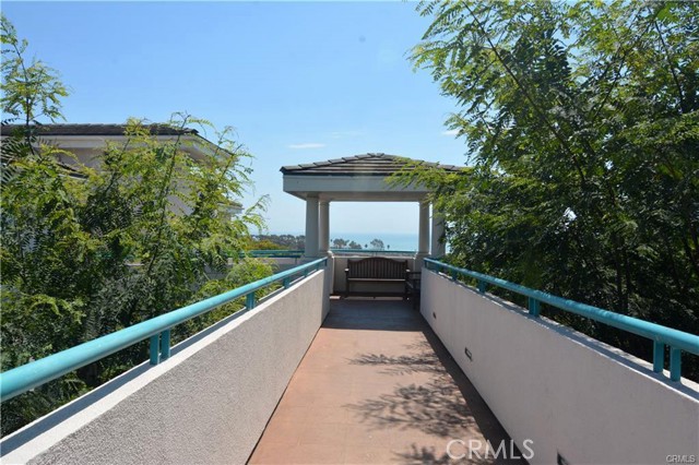 Detail Gallery Image 2 of 47 For 25422 Sea Bluffs Dr #103,  Dana Point,  CA 92629 - 1 Beds | 1 Baths