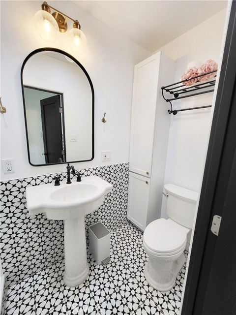 Detail Gallery Image 34 of 47 For 441 E 17th St, Long Beach,  CA 90813 - – Beds | – Baths