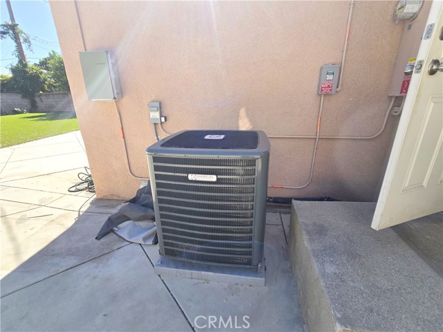 Detail Gallery Image 18 of 28 For 10126 Collett, North Hills,  CA 91343 - 4 Beds | 2 Baths