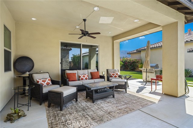 80241 Champions Way, La Quinta CA: https://media.crmls.org/medias/65a1642e-591f-4ba1-bdda-00e0a51bb59f.jpg